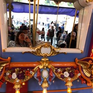 Meet your Posher, Alejandra